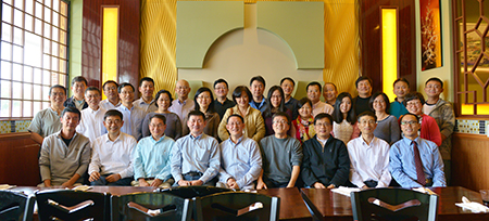 汪俊博士（1排左4），，梁贵柏博士（1排左1），，孙勇奎院士（1排左2），，李才博士（1排中），，王建锋博士（1排右1），，刘建博士（1排右4），，杨立虎博士（2排左1），，蔡天权博士（2排左2），，刘雯颖博士（2排右3）等专家合影留念